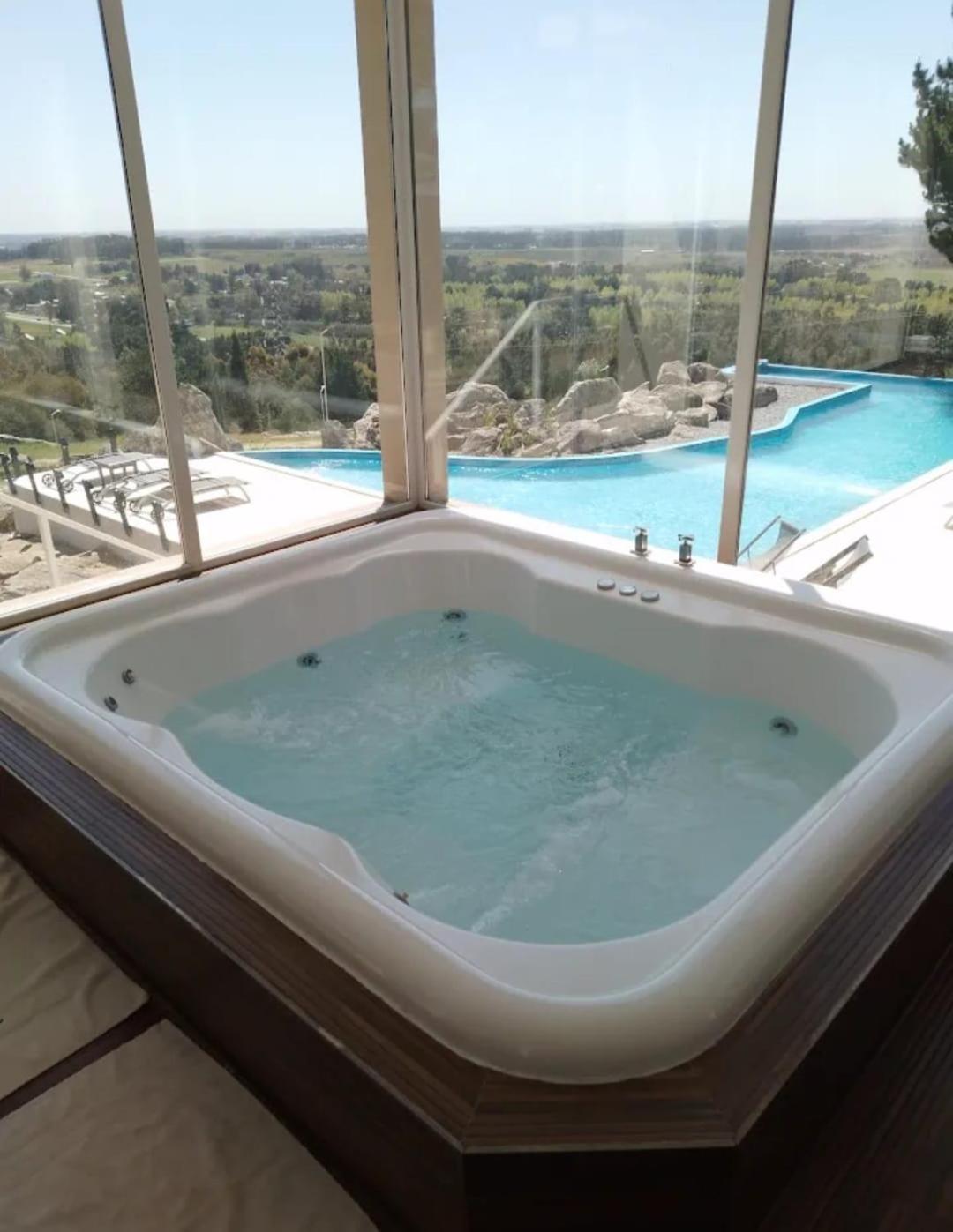 Elegance Hotel Tandil Exteriör bild
