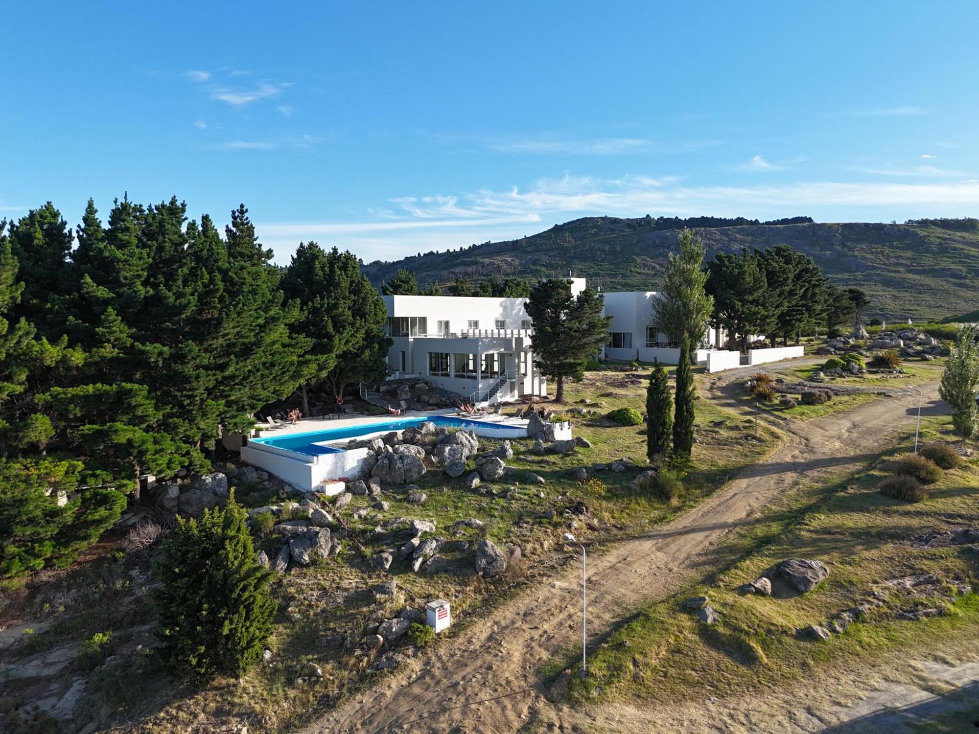 Elegance Hotel Tandil Exteriör bild