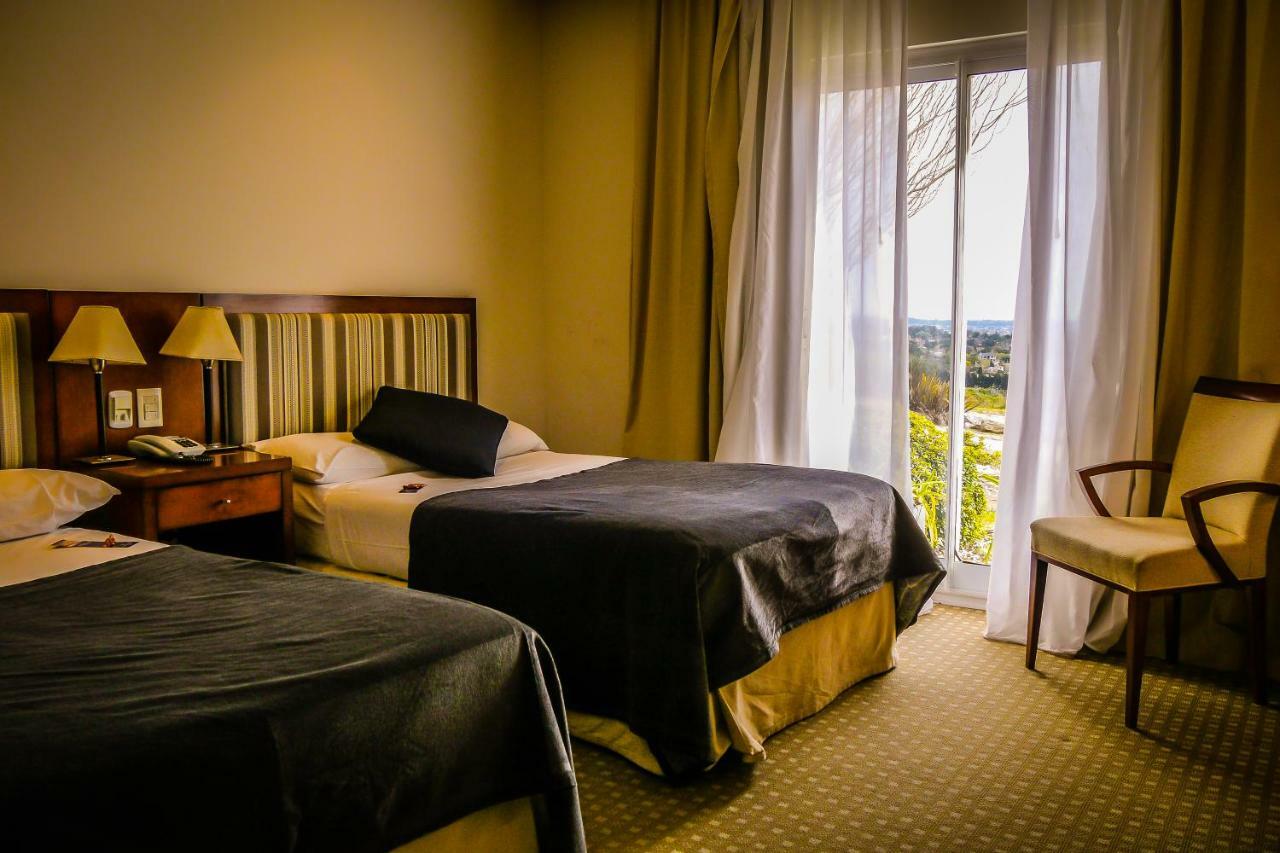 Elegance Hotel Tandil Rum bild