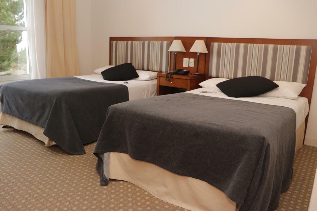 Elegance Hotel Tandil Exteriör bild