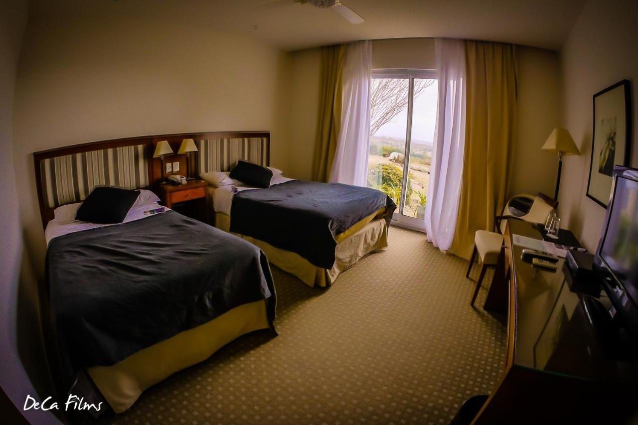 Elegance Hotel Tandil Exteriör bild